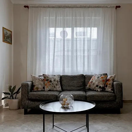 Apartment Summer Breeze G13, Lalzi Bay, Lura 1