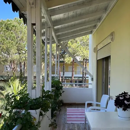 Summer Breeze G13, Lalzi Bay, Lura 1