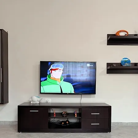 דירה Summer Breeze G13, Lalzi Bay, Lura 1