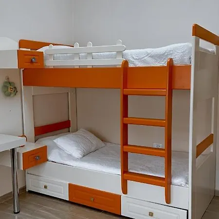 Summer Breeze G13, Lalzi Bay, Lura 1 Apartament *