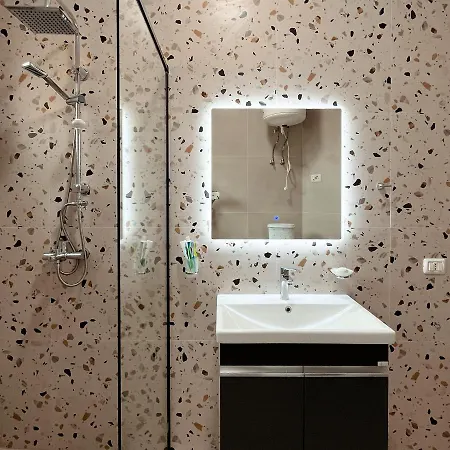 Summer Breeze G13, Lalzi Bay, Lura 1 דירה