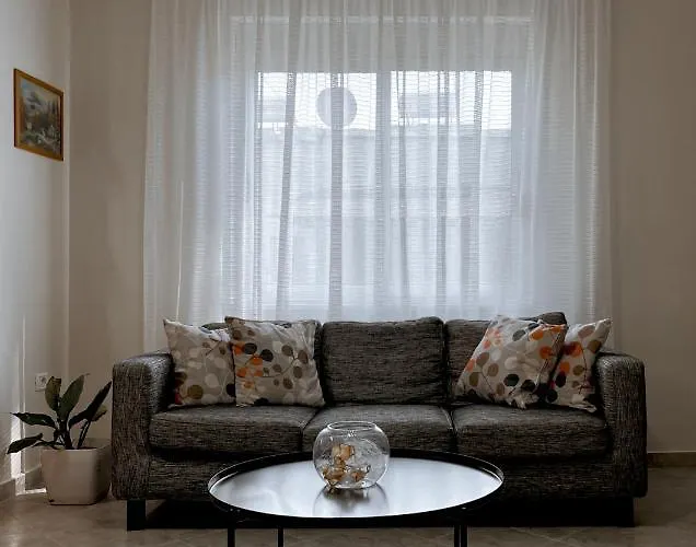 Apartment Summer Breeze G13, Lalzi Bay, Lura 1