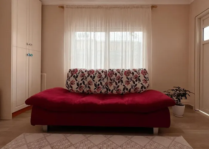 Summer Breeze G13, Lalzi Bay, Lura 1 Apartment